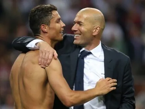 Zidane dậy lúc 4h để xem kết quả bình chọn Quả bóng vàng