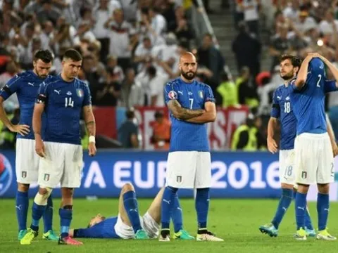 Simone Zaza - miếng bài chiến thuật cay đắng của Conte