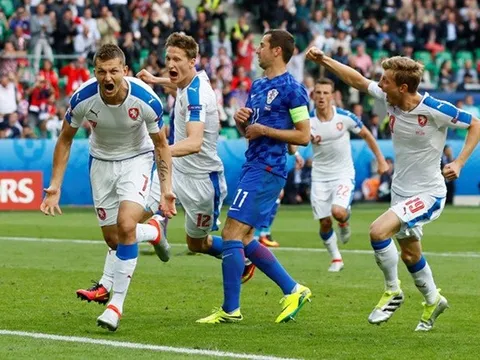 02h00 ngày 22/06, CH Czech vs Thổ Nhĩ Kỳ: Những người cùng khổ