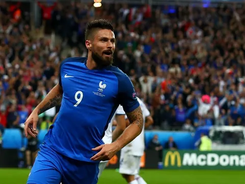 Pháp đè bẹp Iceland trong một trận cầu mưa bàn thắng