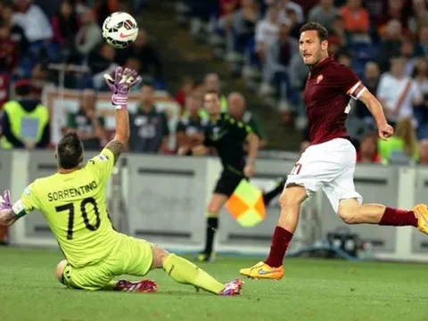 10 cú sút penalty vô tiền khoáng hậu