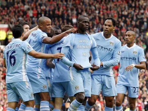10 khoảnh khắc đáng nhớ trong lịch sử Derby Manchester: Why Always Me?