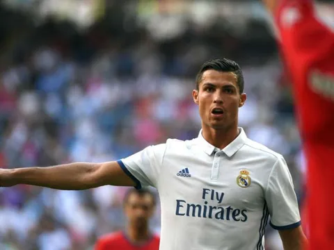 10 năm nữa, và Ronaldo vẫn ở Real