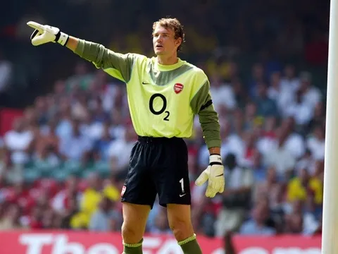 10 pha cản phá xuất sắc trong lịch sử Arsenal