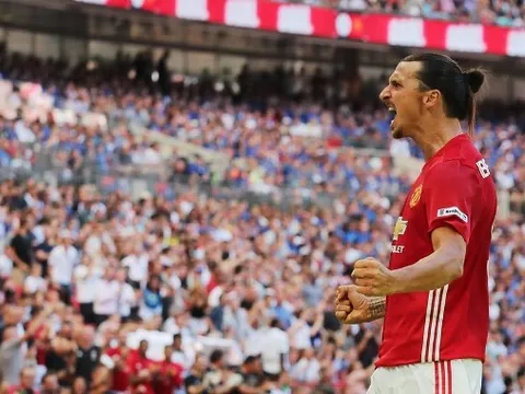 Man United phải thay đổi vì Zlatan Ibrahimovic
