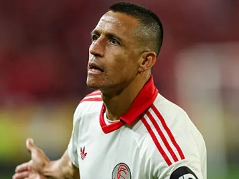 Alexis Sanchez lập công, Sevilla đánh bại Real Sociedad để nỗ lực đua trụ hạng La Liga