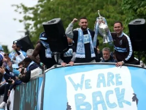 Hàng vạn fan Coventry kêu gọi Lampard ký hợp đồng mới