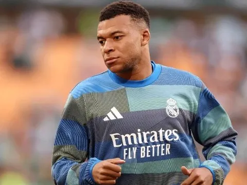 Mbappe bị đồng đội ở Real cô lập vì thói vô kỷ luật