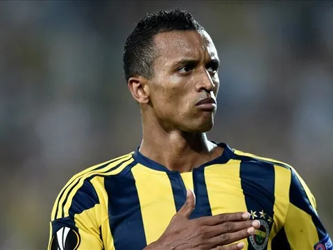 Luis Nani rời Fenerbahce, điểm đến không phải là United