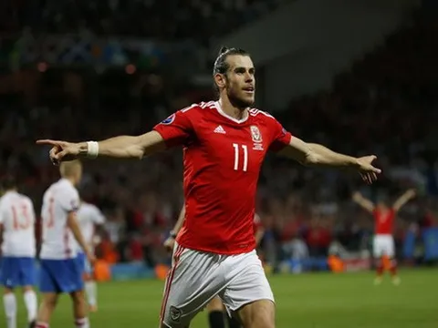 3 pha lập công của Gareth Bale tại EURO 2016
