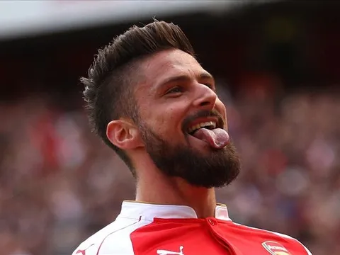 Quan điểm chuyên gia: Quá dễ để Giroud trở nên đáng sợ hơn