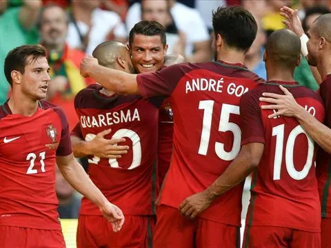 Ronaldo và Quaresma lập cú đúp, Bồ Đào Nha hủy diệt Estonia