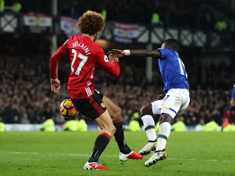 5 điểm nhấn Everton 1-1 M.U: Fellaini "giết chết" toan tính của Mourinho