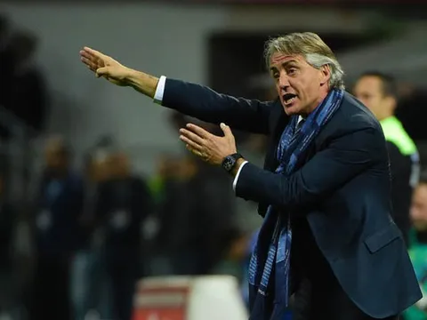 Mancini bị FA đưa vào tầm ngắm