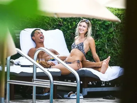 Ronaldo chính thức công khai người yêu mới