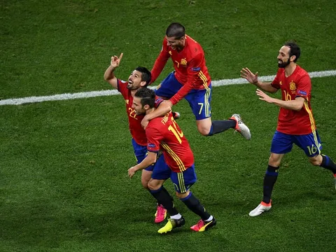 Morata lập cú đúp, Tây Ban Nha đè bẹp Thổ Nhĩ Kỳ