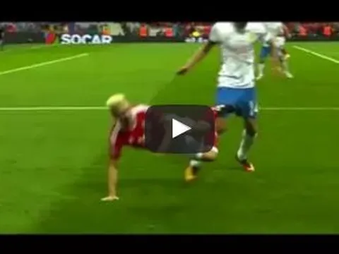 Aaron Ramsey chơi tuyệt hay trong trận đấu với Nga