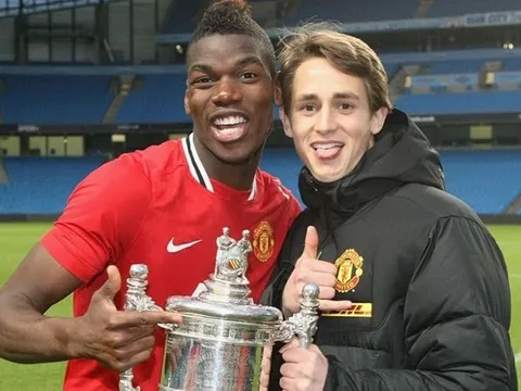 Adnan Januzaj: Hãy như Pogba, ra đi để trở về