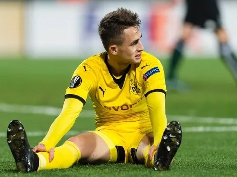 Adnan Januzaj thời còn khoác áo Borussia Dortmund