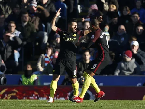 Aguero lập cú đúp, Man City ngược dòng đánh bại Burnley