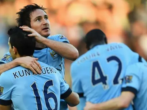 Aguero thần tượng huyền thoại Chelsea