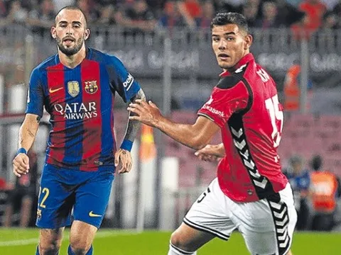 Aleix Vidal lên kế hoạch 'tẩu thoát' khỏi Barca