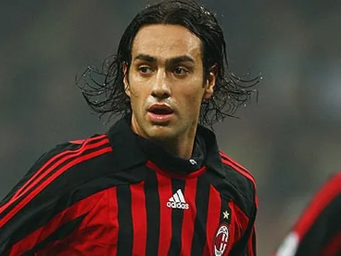 Alessandro Nesta và nghệ thuật phòng ngự đỉnh cao