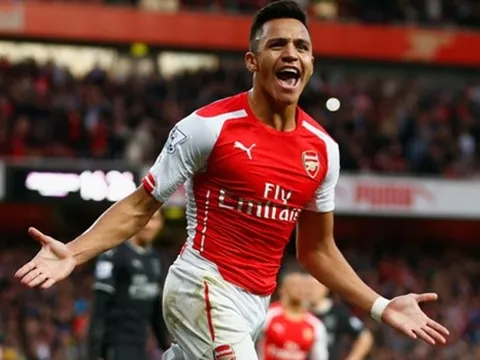Alexis Sanchez có những tố chất còn hơn cả Messi