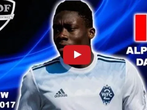 Alphonso Davies - tài năng 15 tuổi đang chơi ở MLS
