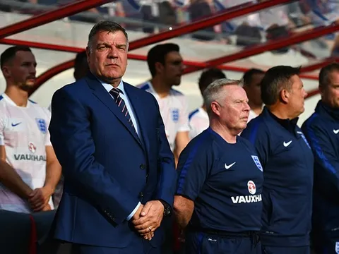 “Big Sam” nên học tập đội tuyển Đức