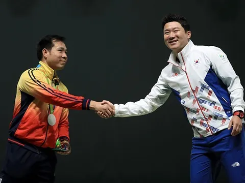 Hoàng Xuân Vinh vào top 5 cuộc lật đổ táo bạo tại Olympic