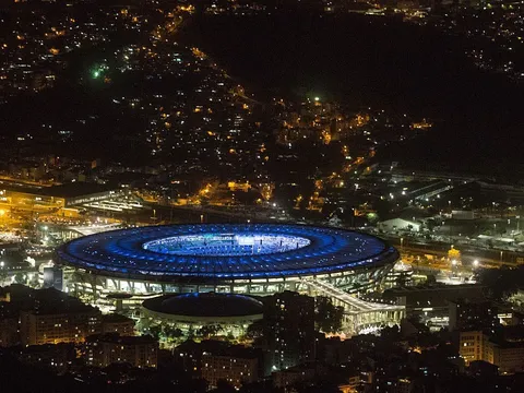 Thành phố tổ chức Olympics 2016 lung linh trong đêm