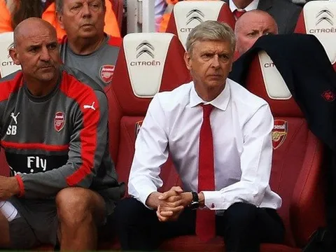 Arsenal và sự keo kiệt quý giá