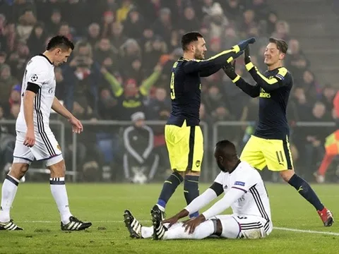 'Arsenal chưa hay, tinh thần vẫn kém'