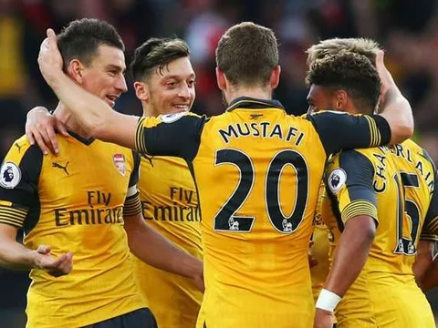 "Arsenal không vô địch, cũng Top 3"
