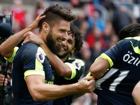 Arsenal sẽ vô địch nếu cứ để Giroud dự bị