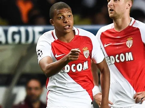 Arsenal tranh sao trẻ với Barca, Real
