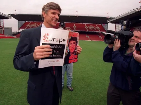 Arsene Wenger muốn có công bằng còn CĐV thì sao?