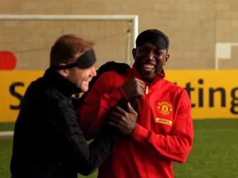 Dwight Yorke: Pogba sẽ hồi sinh Rooney