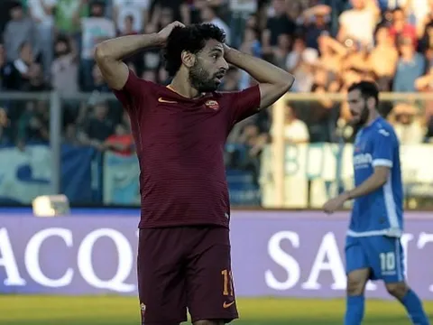 AS Roma nhận tin dữ trước thềm Derby