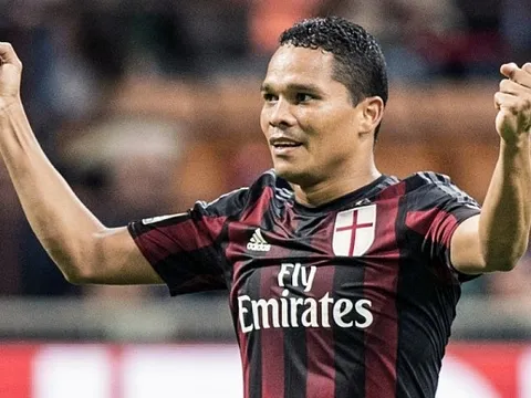 Arsenal có phương án 3 cho bài toán tiền đạo