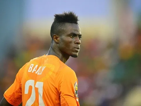 Eric Bailly hoàn thành kiểm tra y tế ở Man Utd