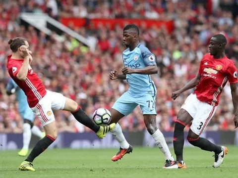 Bailly nói gì khi đá cặp cùng Daley Blind?
