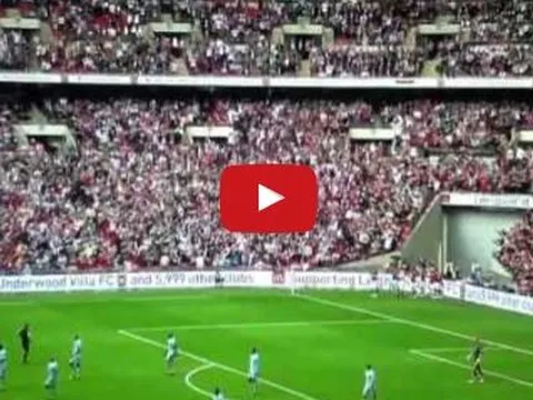 Bàn thắng cực đẹp của Luis Nani vào lưới Man City