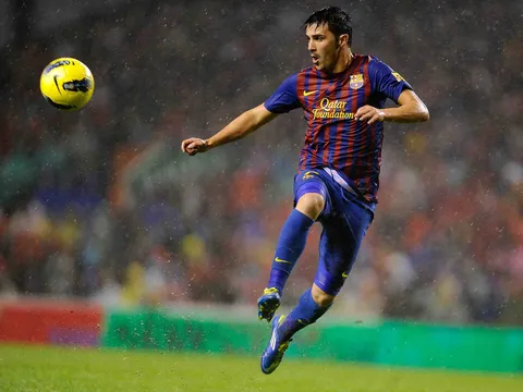 Bàn thắng tuyệt đẹp của David Villa vào lưới Real Madrid
