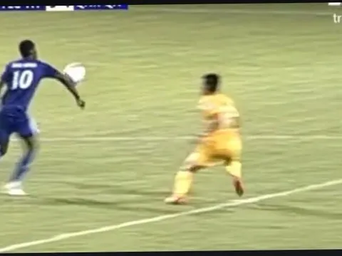 FLC Thanh Hóa lại dính “bàn thắng ma”