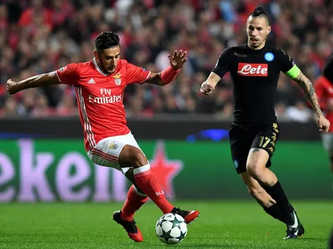 Bảng B Champions League: Siêu dự bị Mertens giúp Napoli có ngôi đầu