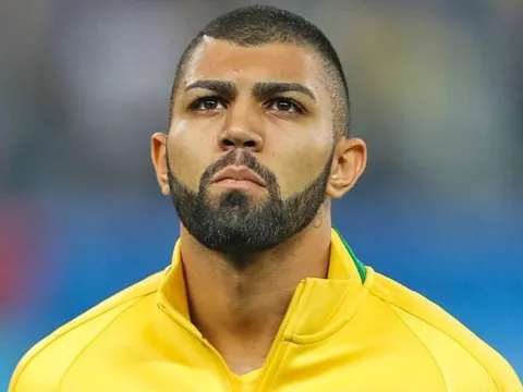 Barbosa quyết định tiếp tục sự nghiệp ở Milan