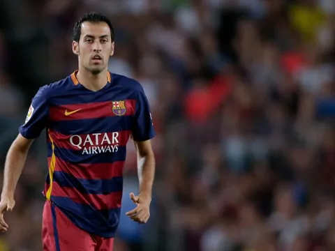 Barca chính thức trói chân thành công Sergio Busquets