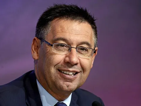 Barca "vung tay quá trán" trên TTCN